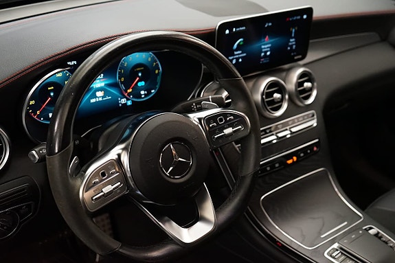 Mercedes-Benz GLC300 e 11 of 14