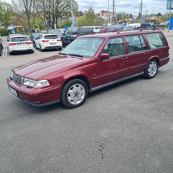 Volvo 960 2 of 6