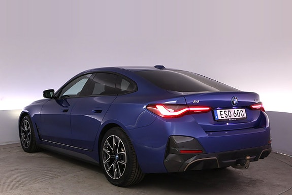 BMW i4 4 of 5