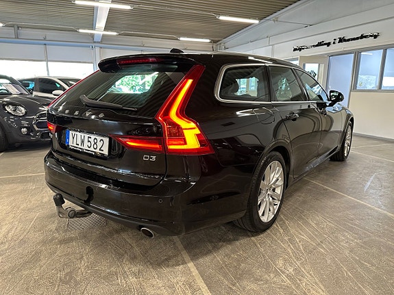 Volvo V90 3 of 21