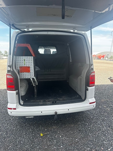 Volkswagen Transporter 5 of 5