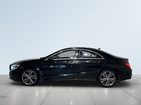Mercedes-Benz CLA200 d 4 of 5