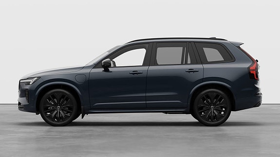 Volvo XC90 5 of 27