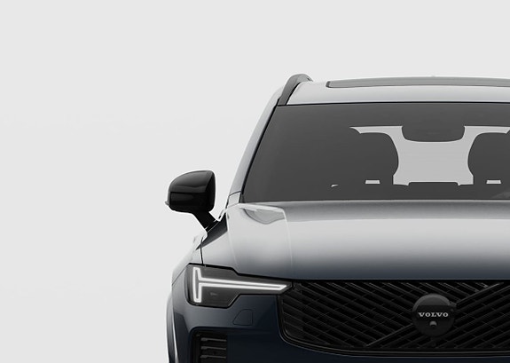 Volvo XC90 2 of 27