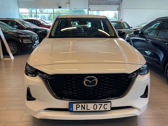 Mazda CX-60 2 of 5