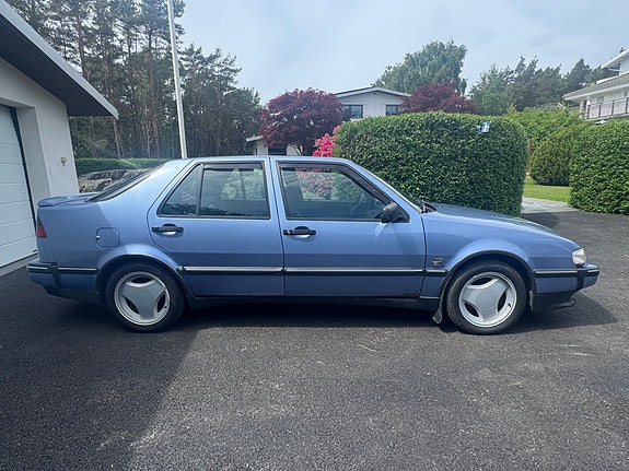 Saab 9000 2 of 5