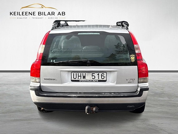 Volvo V70 6 of 22
