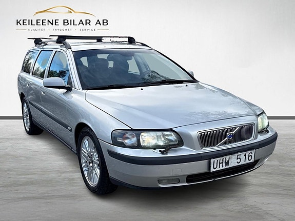 Volvo V70 5 of 22