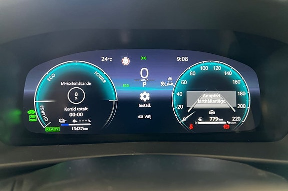 Toyota C-HR 16 of 21