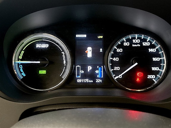 Mitsubishi Outlander 8 of 19