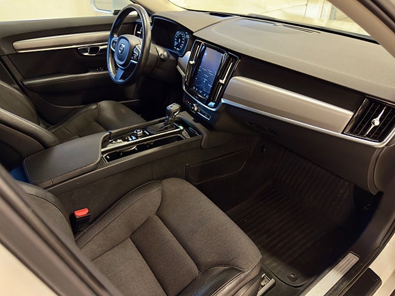 Volvo V90 14 of 19