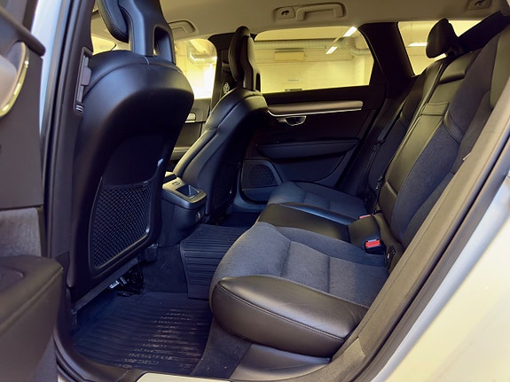 Volvo V90 13 of 19