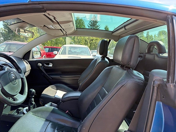 Renault Megane 23 of 25