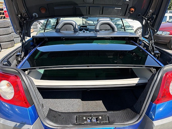 Renault Megane 21 of 25