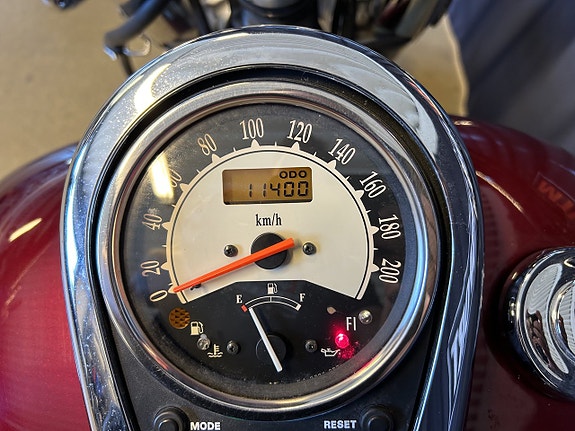 Kawasaki VN900 CLASSIC 7 of 7