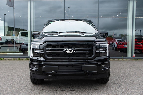 Ford F-150 2 of 5