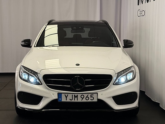 Mercedes-Benz C220 5 of 14