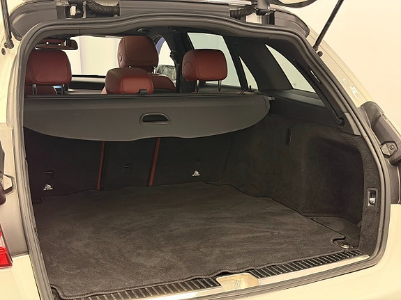 Mercedes-Benz C220 14 of 14