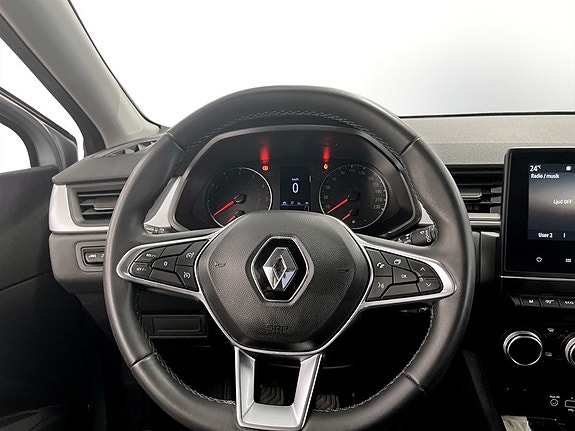 Renault Captur 7 of 15