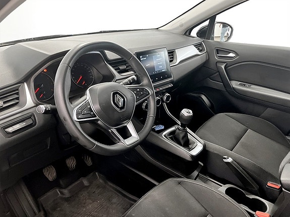 Renault Captur 4 of 5