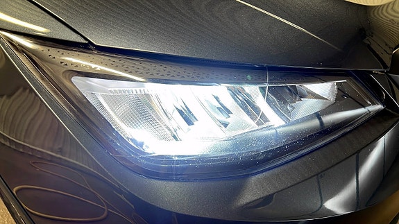 Seat Arona 14 of 18
