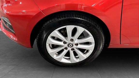 Renault Zoe 9 of 9