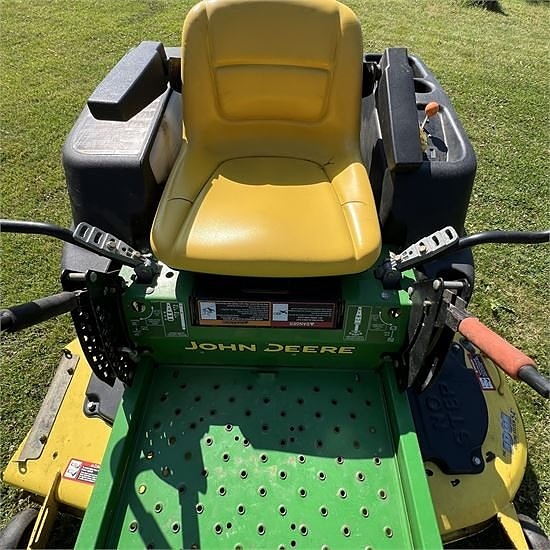John Deere EZtrack  Z425 - Video 14 of 30