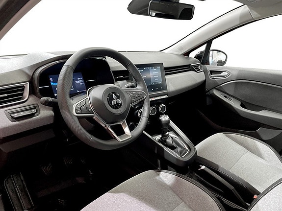 Mitsubishi Colt 5 of 5