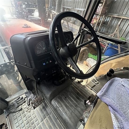 Massey Ferguson 362 - 2,5 ton 19 of 30