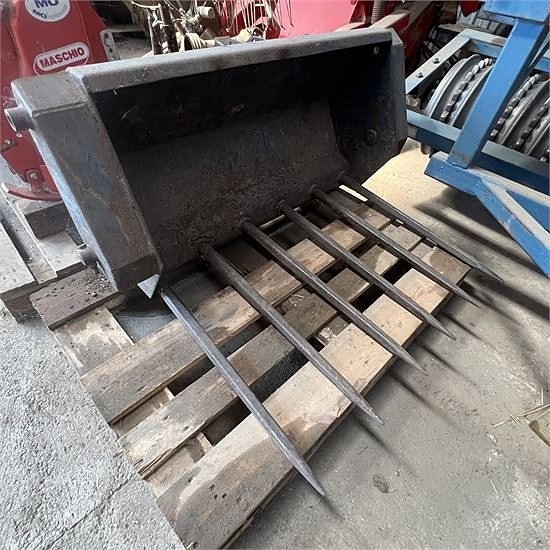 Massey Ferguson 362 - 2,5 ton 17 of 30