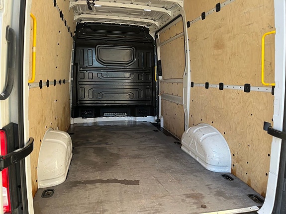 Volkswagen Crafter 6 of 21