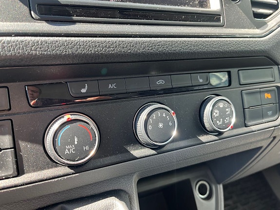 Volkswagen Crafter 13 of 21