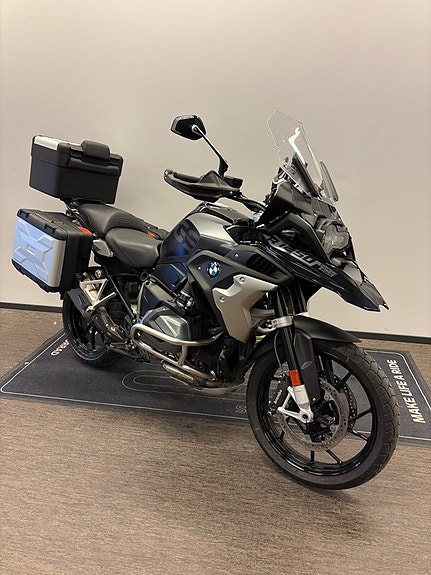 BMW R1250GS Triple Black Lågt chassi 2 of 8