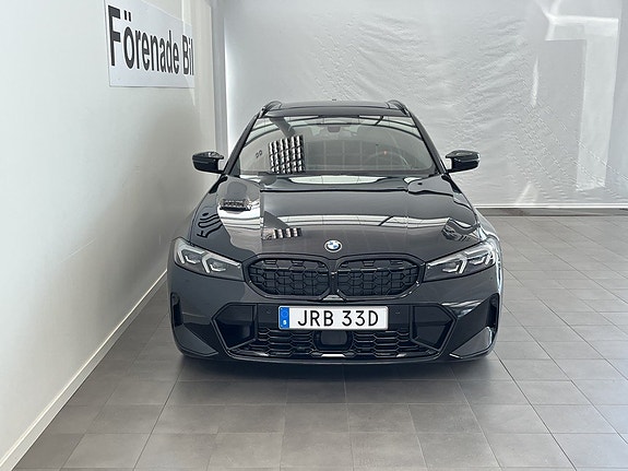 BMW M340i 2 of 5