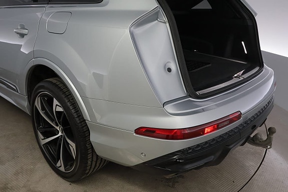 Audi Q7 7 of 30