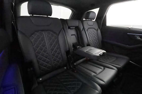 Audi Q7 27 of 30