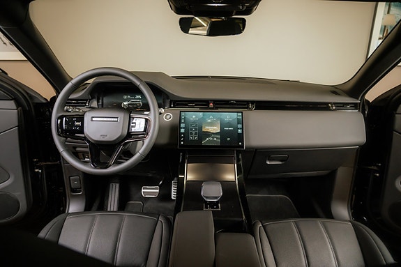 Land Rover Range Rover Evoque 25 of 30