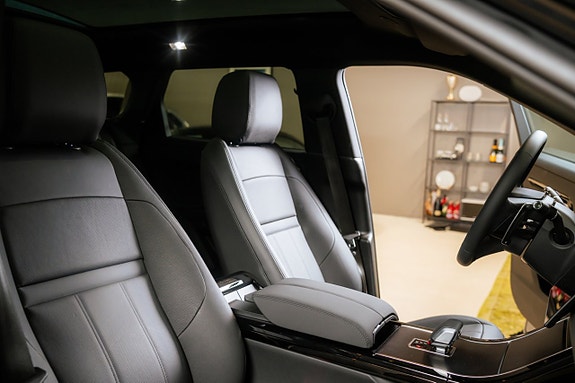 Land Rover Range Rover Evoque 30 of 30