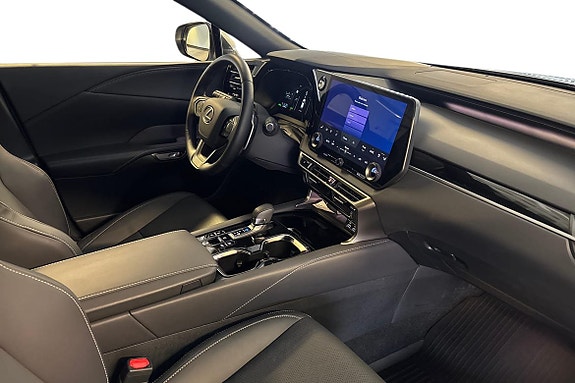 Lexus RX450h 10 of 27