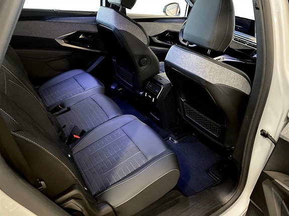 Peugeot 5008 13 of 16