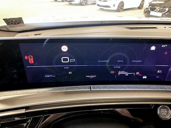 Peugeot 5008 9 of 16