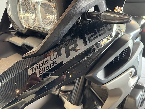 BMW R 1250 GS Triple Black Dynamik paket Välutrustad 3 of 11
