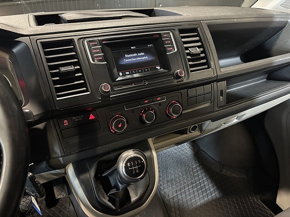 Volkswagen Transporter 10 of 19