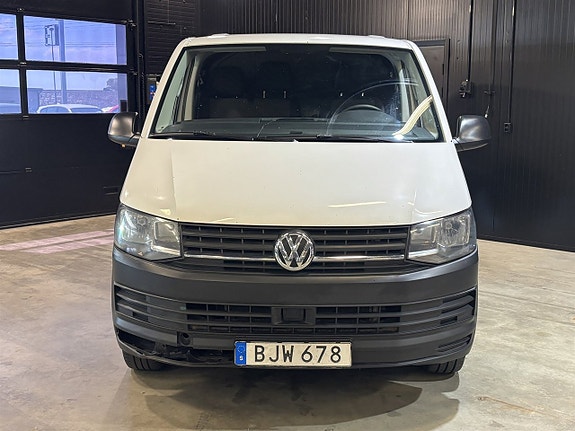 Volkswagen Transporter 2 of 5