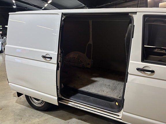 Volkswagen Transporter 17 of 19
