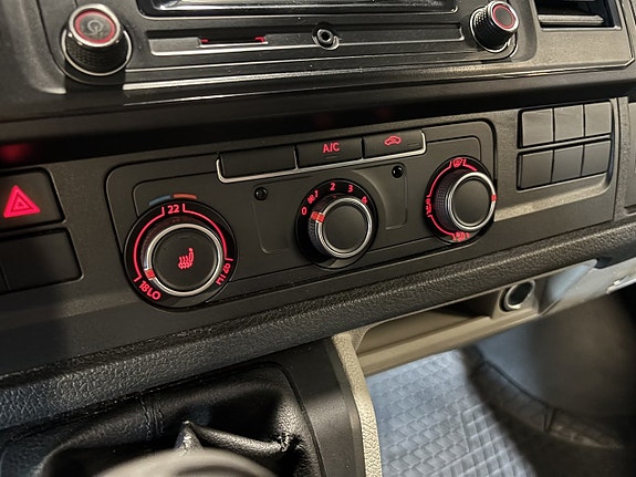 Volkswagen Transporter 11 of 19