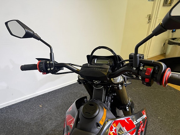 QJ Motor COV 125 4 of 8