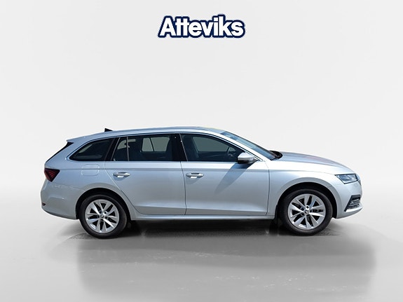 Skoda Octavia 2 of 5