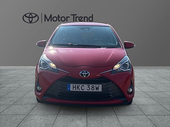 Toyota Yaris 5 of 5