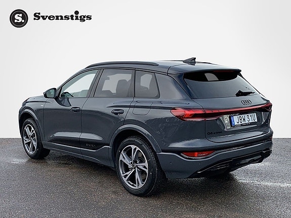 Audi Q6 e-tron 3 of 5